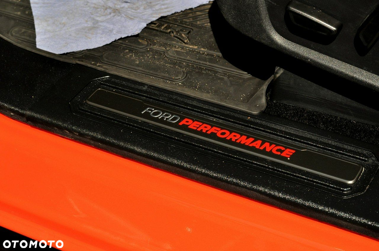 Ford Bronco - 9