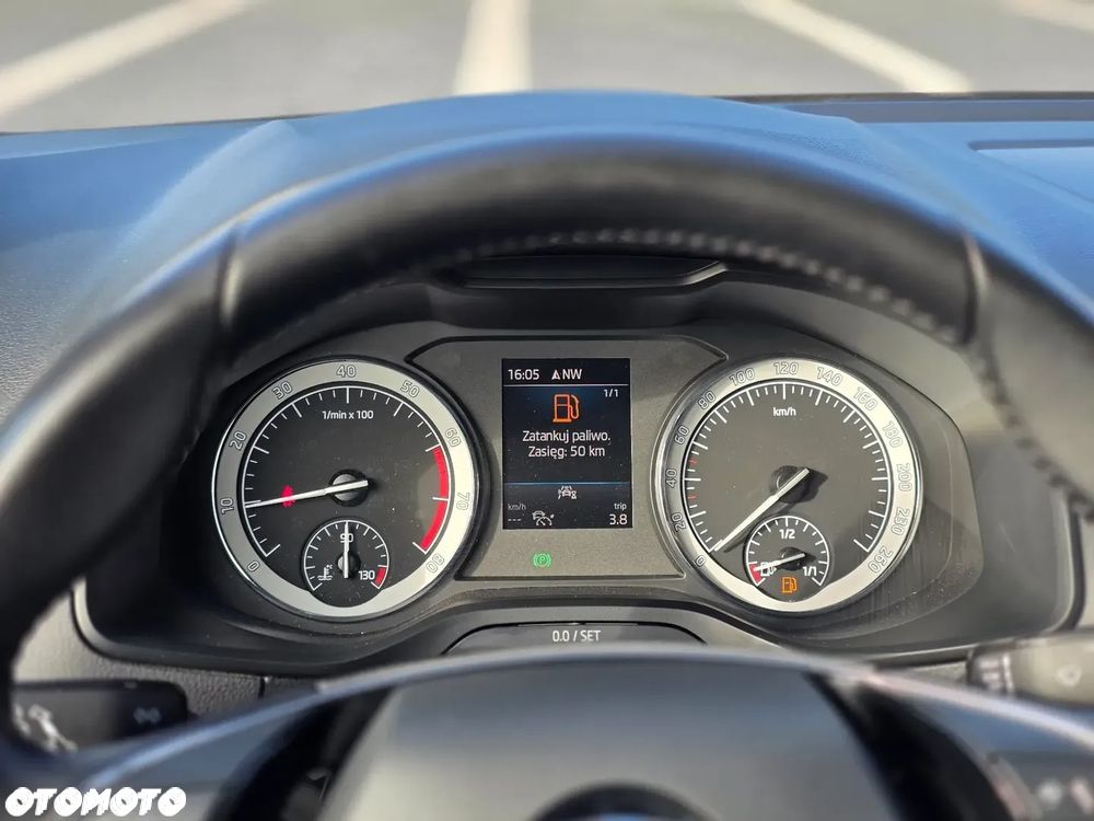 Skoda Karoq 1.5 TSI ACT GPF 4x2 Style - 18