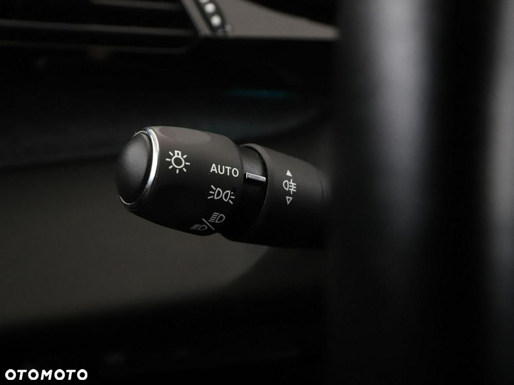 Peugeot 408 1.2 PureTech Allure Pack S&S EAT8 - 38