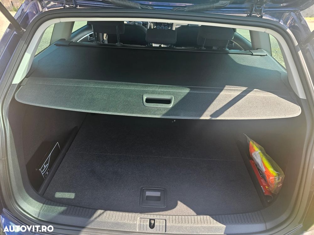 Volkswagen Golf 1.0 TSI Trendline - 26