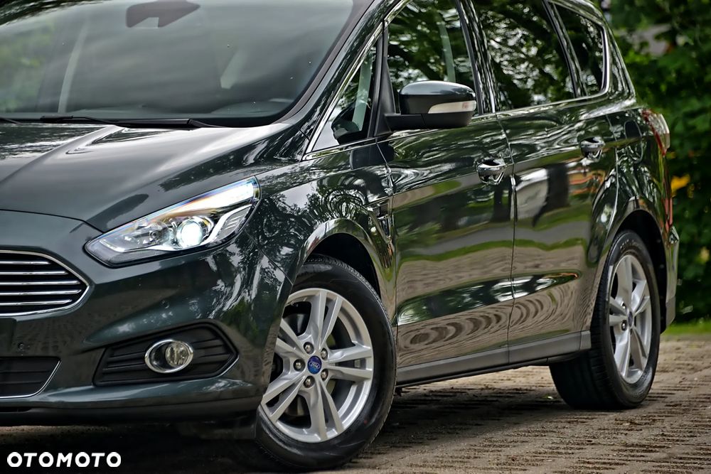 Ford S-Max 2.0 TDCi Titanium PowerShift - 12
