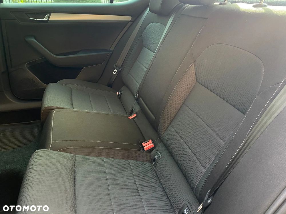 Skoda Superb 1.8 TSI Ambition - 15