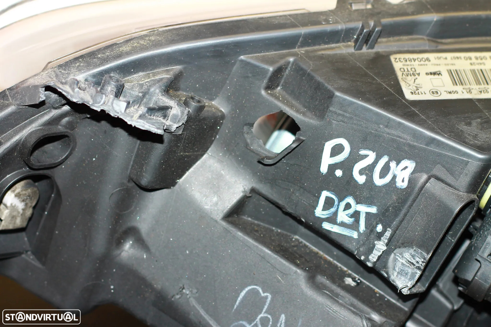 ÓPTICA DIREITA PEUGEOT 208 - 4