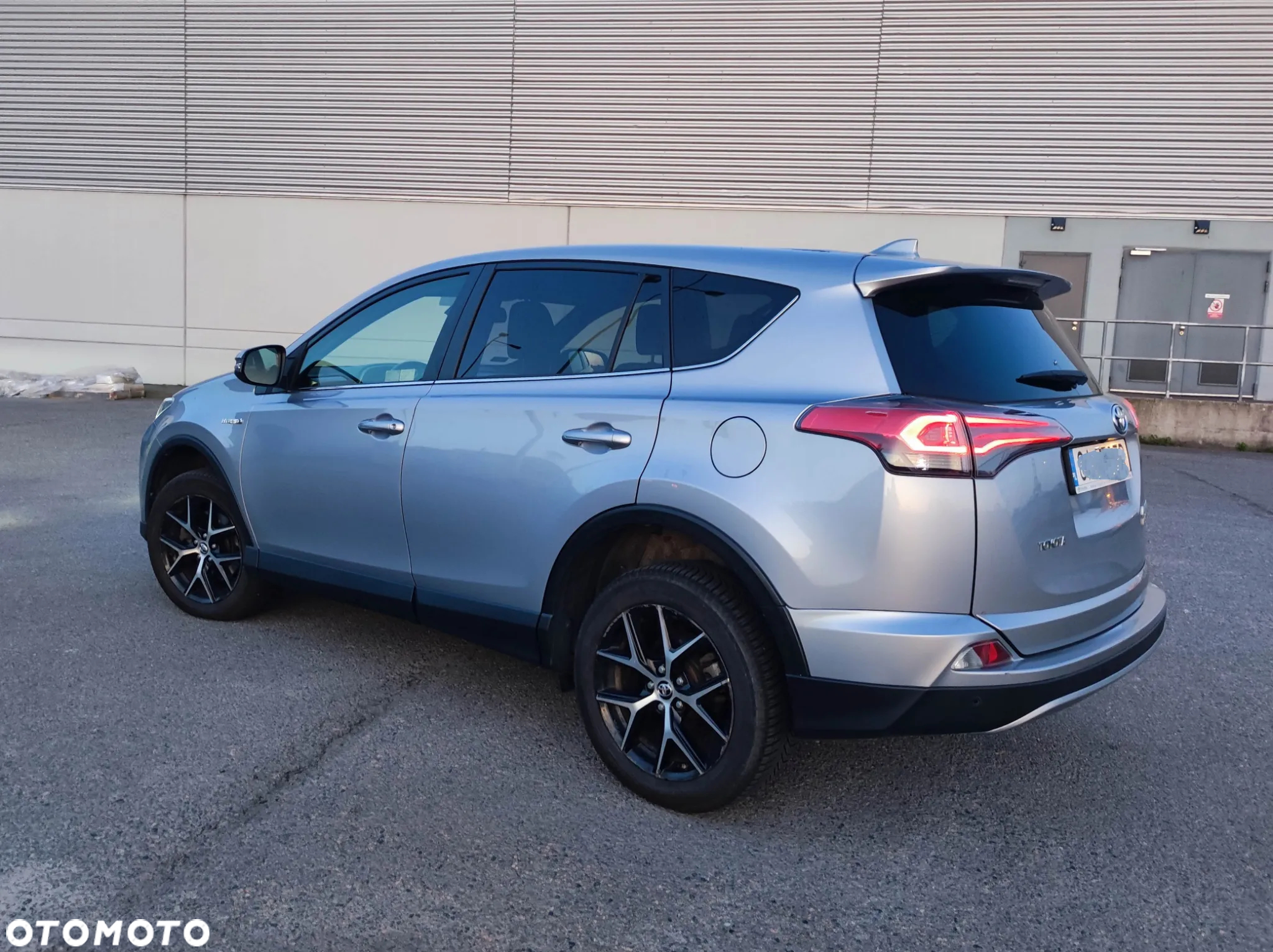 Toyota RAV4 Hybrid Premium 4x2 - 3