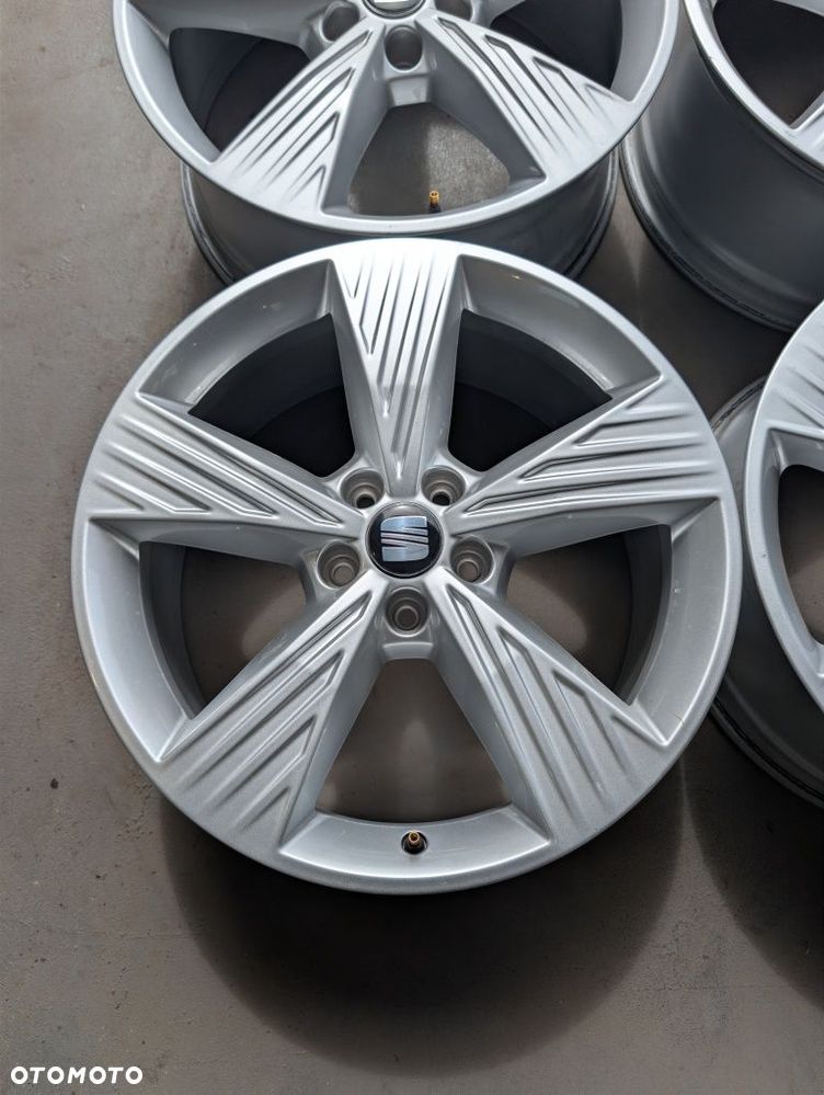 FELGI ALUMINIOWE Seat 8" x 19" x 5x112 x 57,1 x ET45 - 5