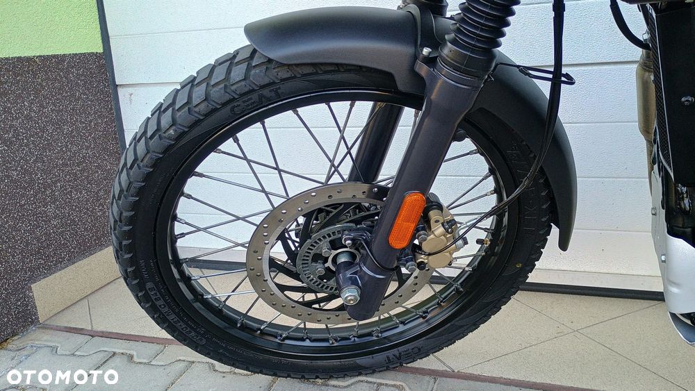 Royal Enfield Himalayan - 15