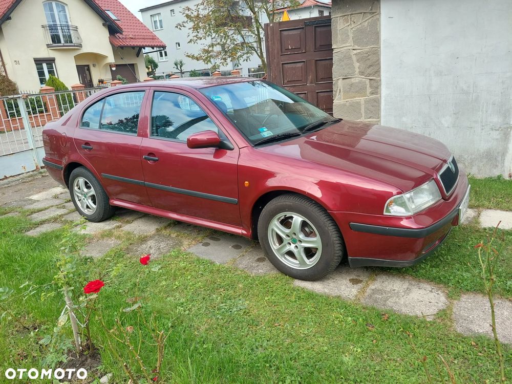 Skoda Octavia 1.8 SLX - 1