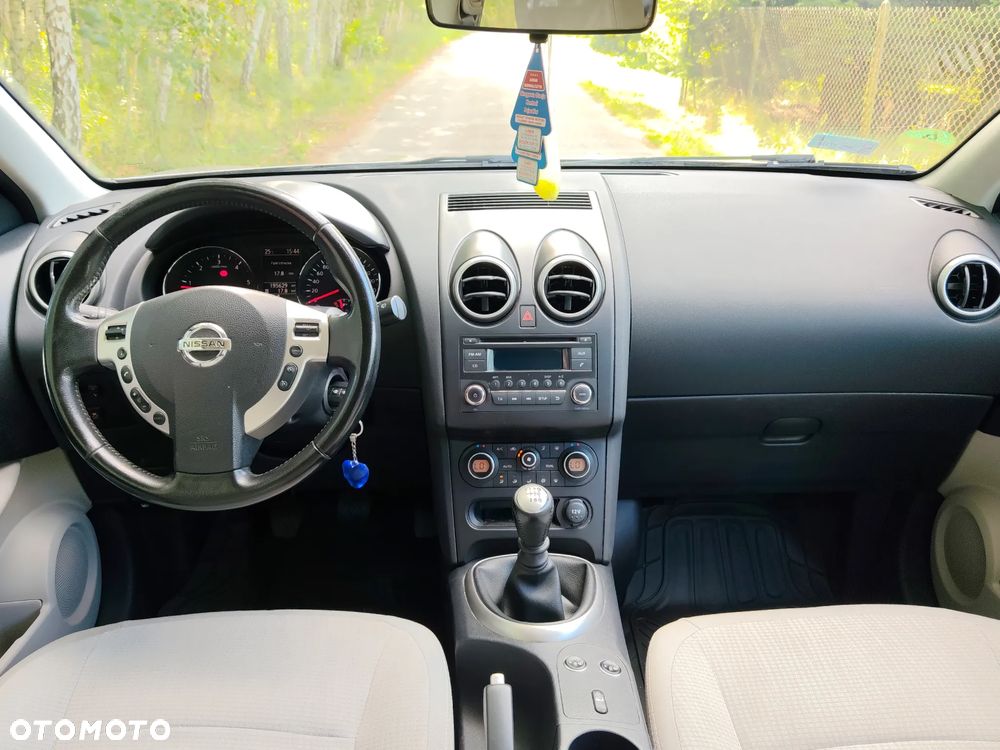Nissan Qashqai - 12