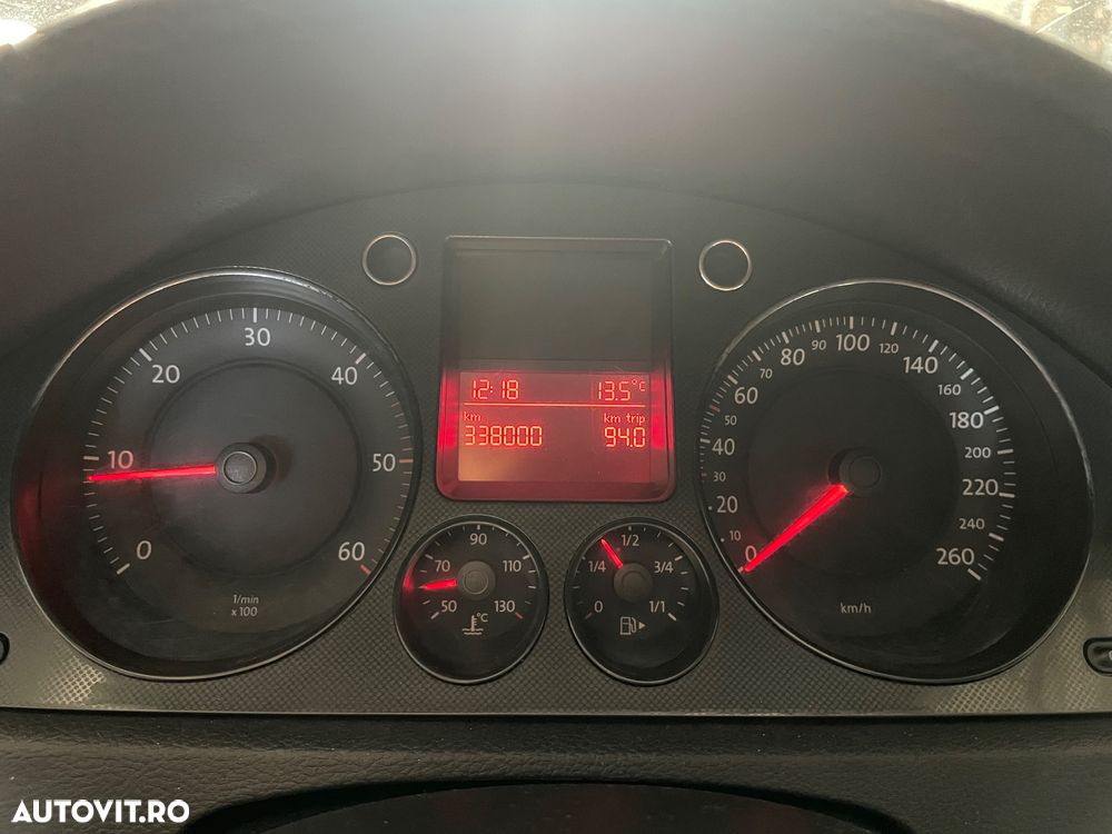 Volkswagen Passat 1.9 TDI Comfortline - 9