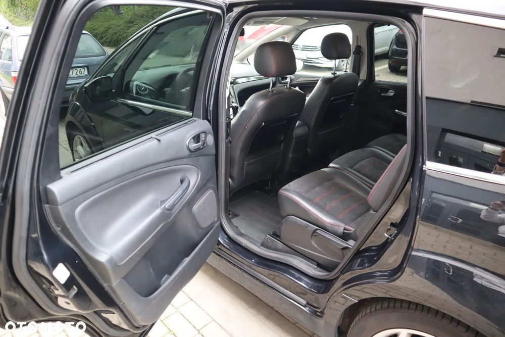 Ford S-Max - 7