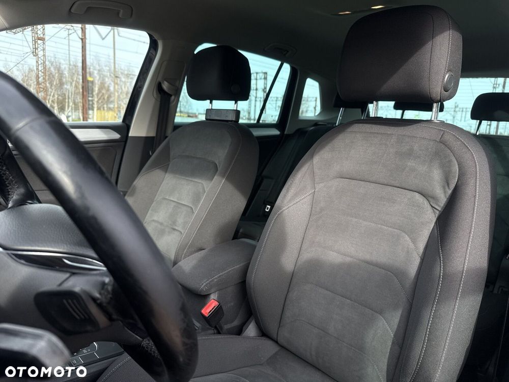 Volkswagen Tiguan - 14
