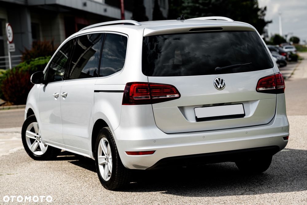 Volkswagen Sharan 2.0 TDI DSG BlueMotion Technology Highline - 9