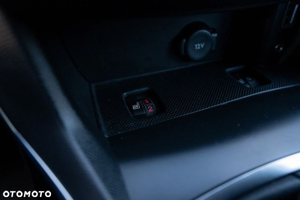 Peugeot 308 BlueHDi FAP 150 EAT6 Stop&Start GT-Line Edition - 22