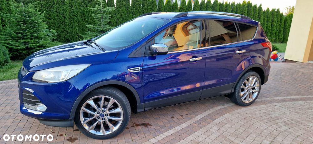 Ford Escape 2.0 EcoBoost AWD Titanium - 33