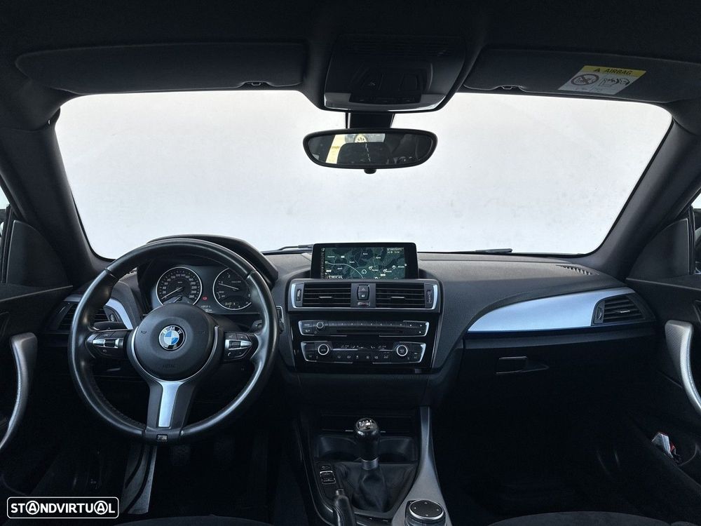 BMW 118 d Pack M - 8