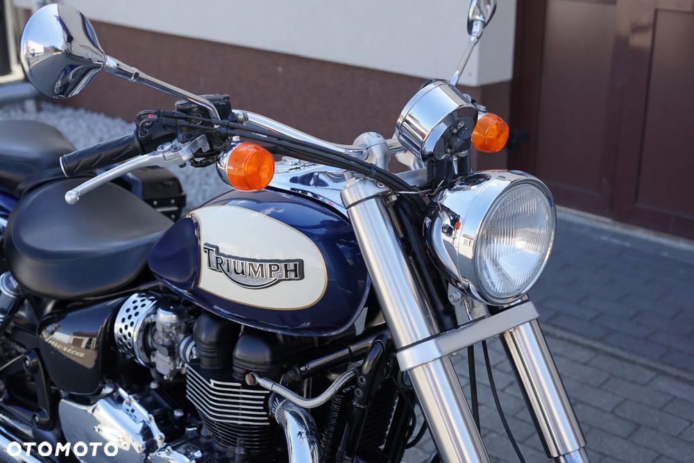 Triumph America - 14