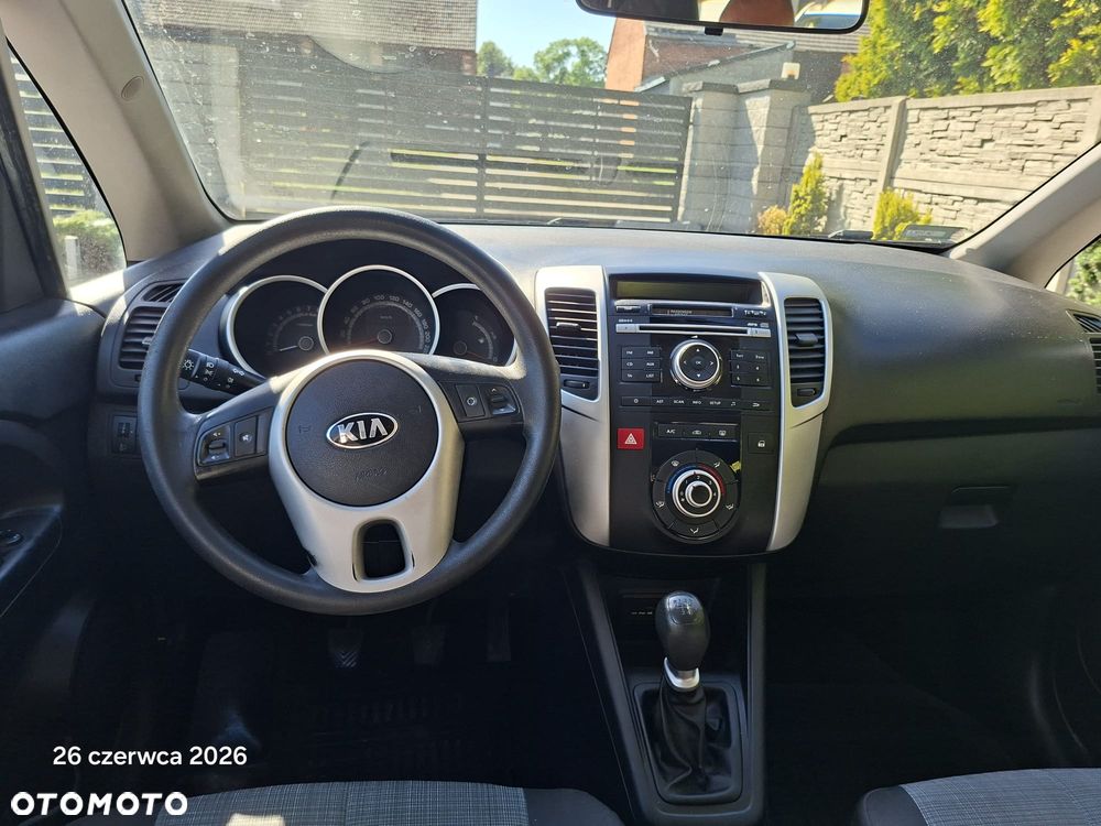 Kia Venga 1.4 L - 12