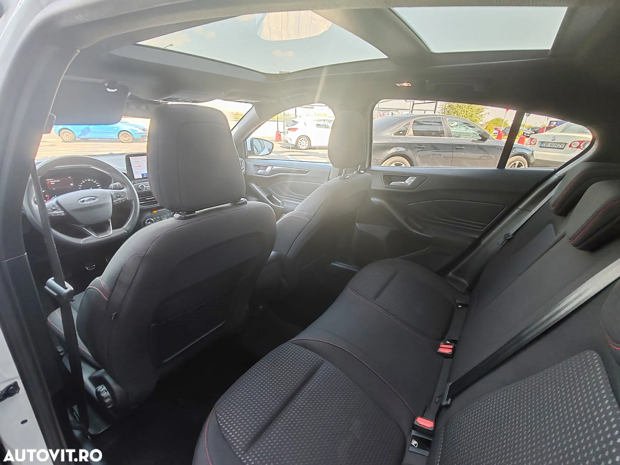 Ford Focus 1.0 EcoBoost Start-Stopp-System ST-LINE - 7
