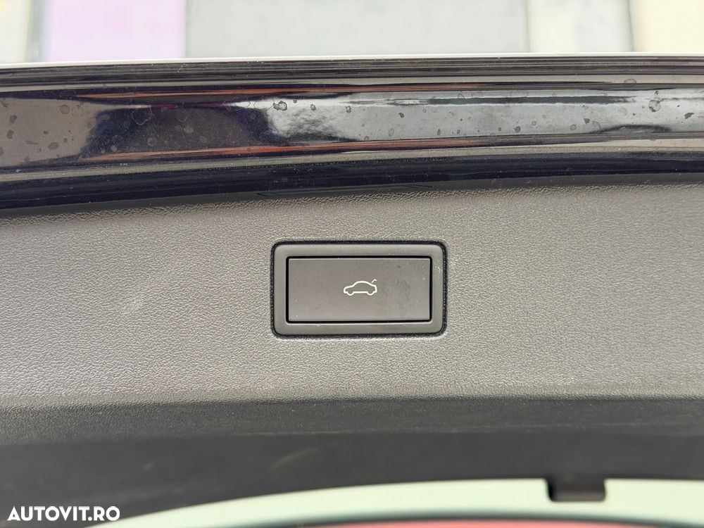 Volkswagen Tiguan 2.0 TDI SCR 4MOTION DSG Elegance - 40