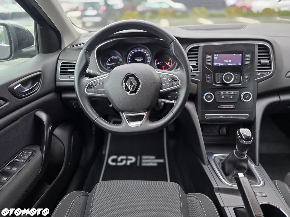 Renault Megane 1.3 TCe FAP Intens - 28
