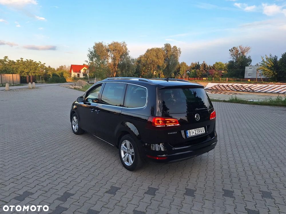 Volkswagen Sharan 2.0 TDI BMT Highline - 21