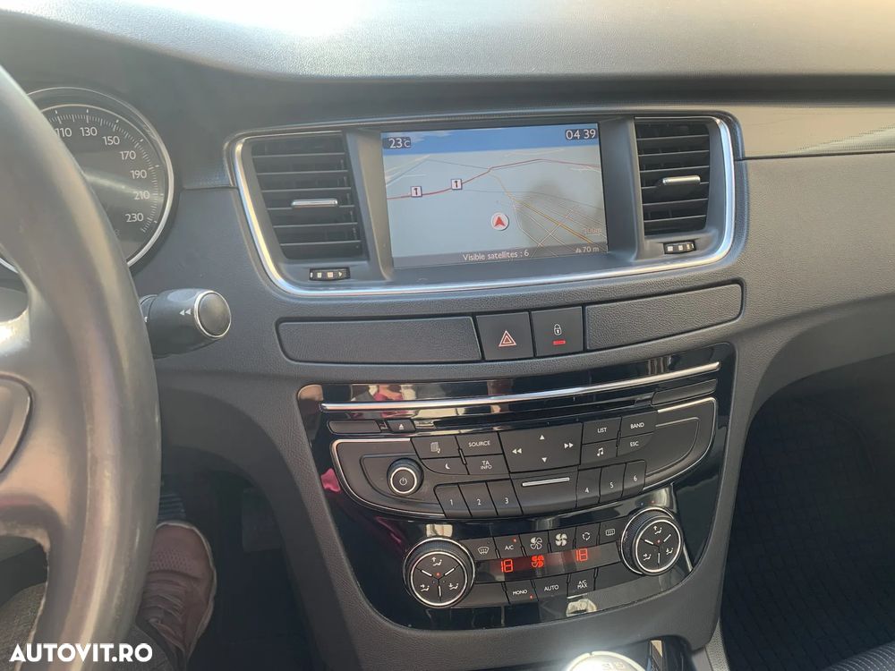 Peugeot 508 2.0 HDI FAP Allure - 32