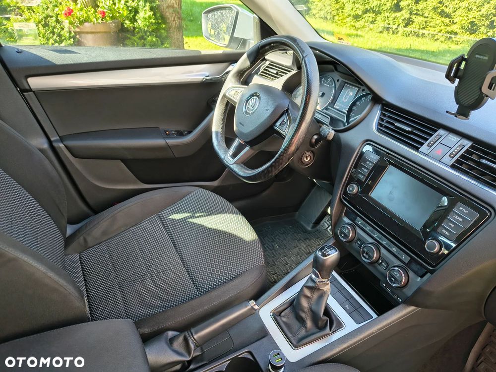 Skoda Octavia 1.4 TSI Elegance - 24