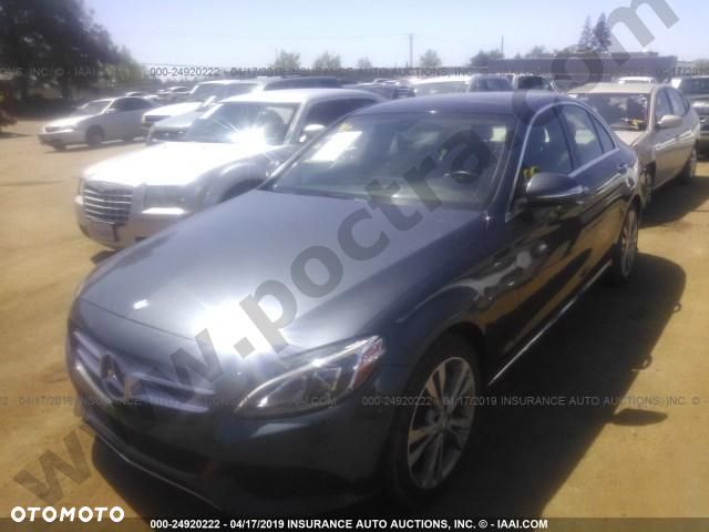 Mercedes-Benz Klasa C 300 7G-TRONIC Avantgarde - 27