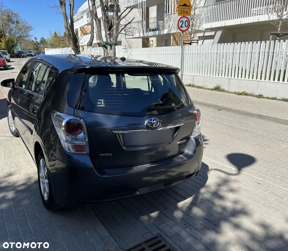Toyota Verso 1.6 Active - 22