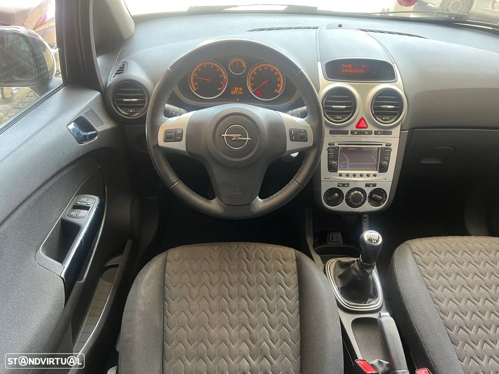 Opel Corsa 1.2 Cosmo - 16