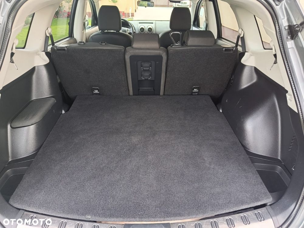 Nissan Qashqai+2 2.0 tekna - 27