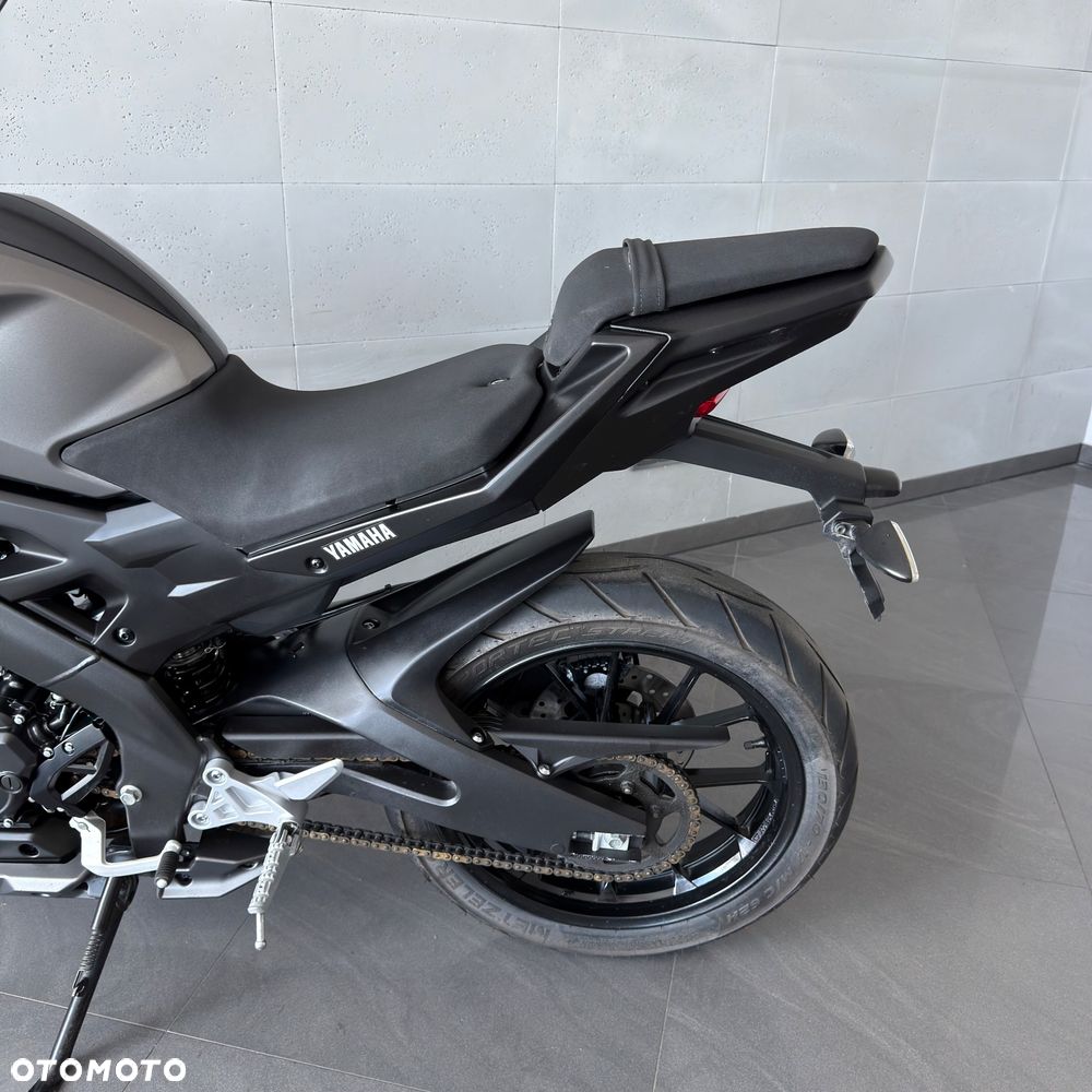 Yamaha MT - 11
