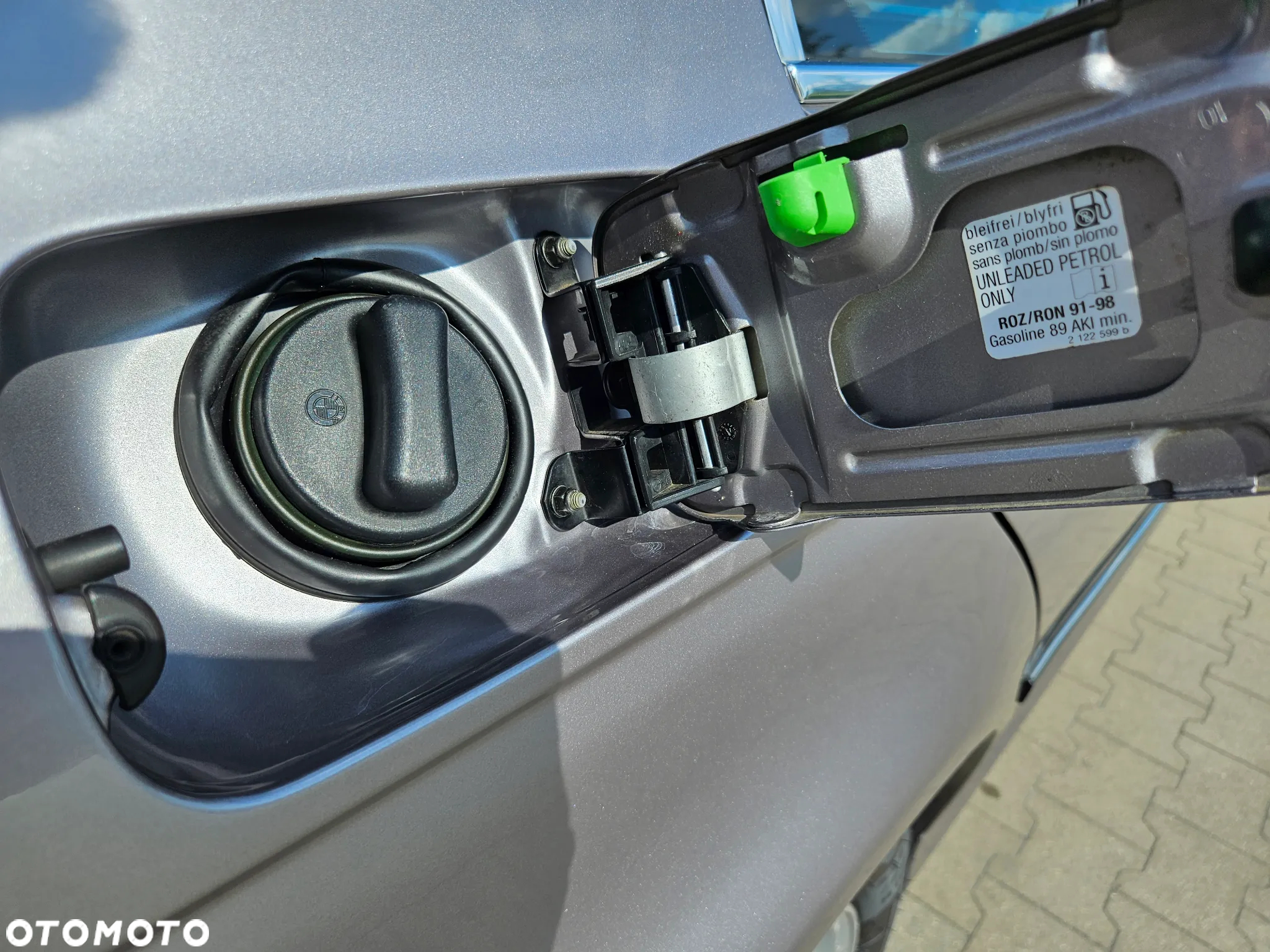 BMW Seria 5 520i - 14