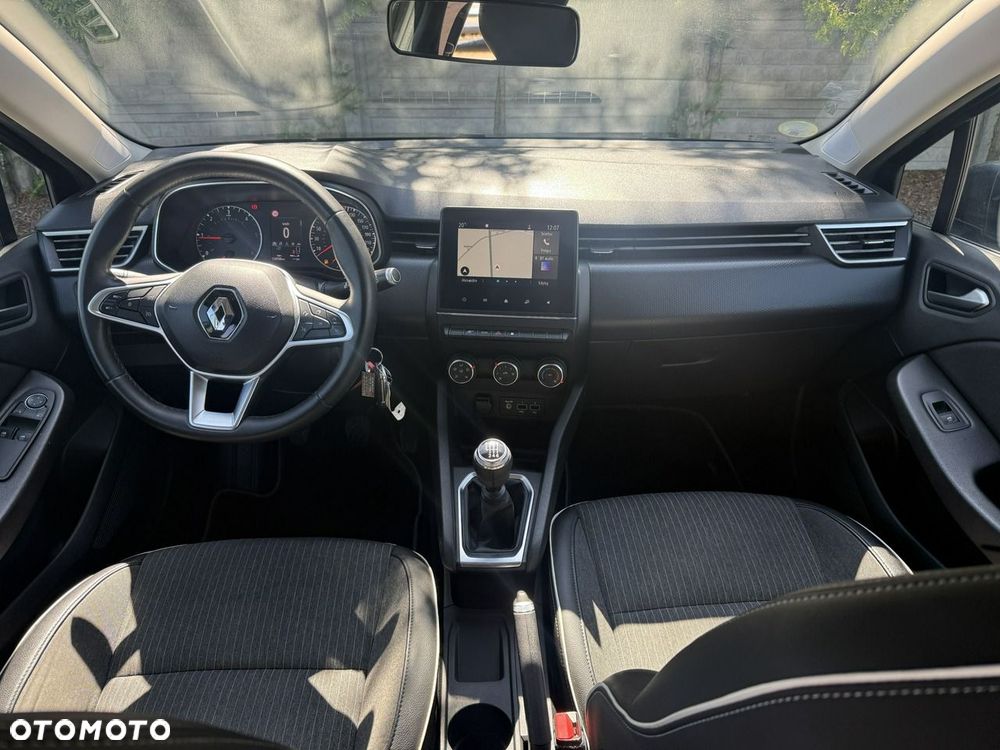 Renault Clio - 8