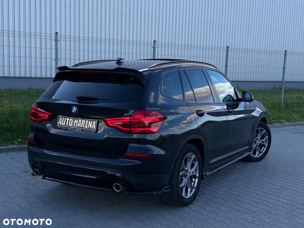 BMW X3 xDrive20i Advantage sport - 9