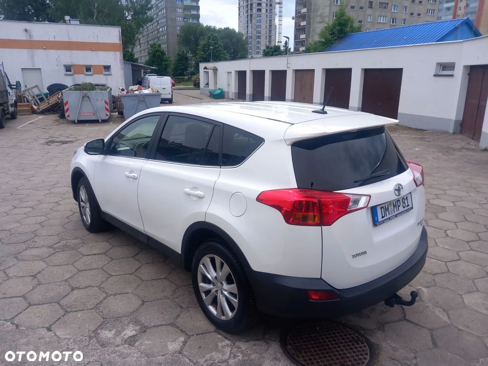 Toyota RAV4 - 3