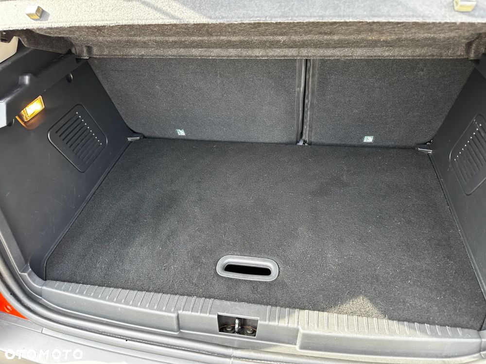 Renault Captur - 28