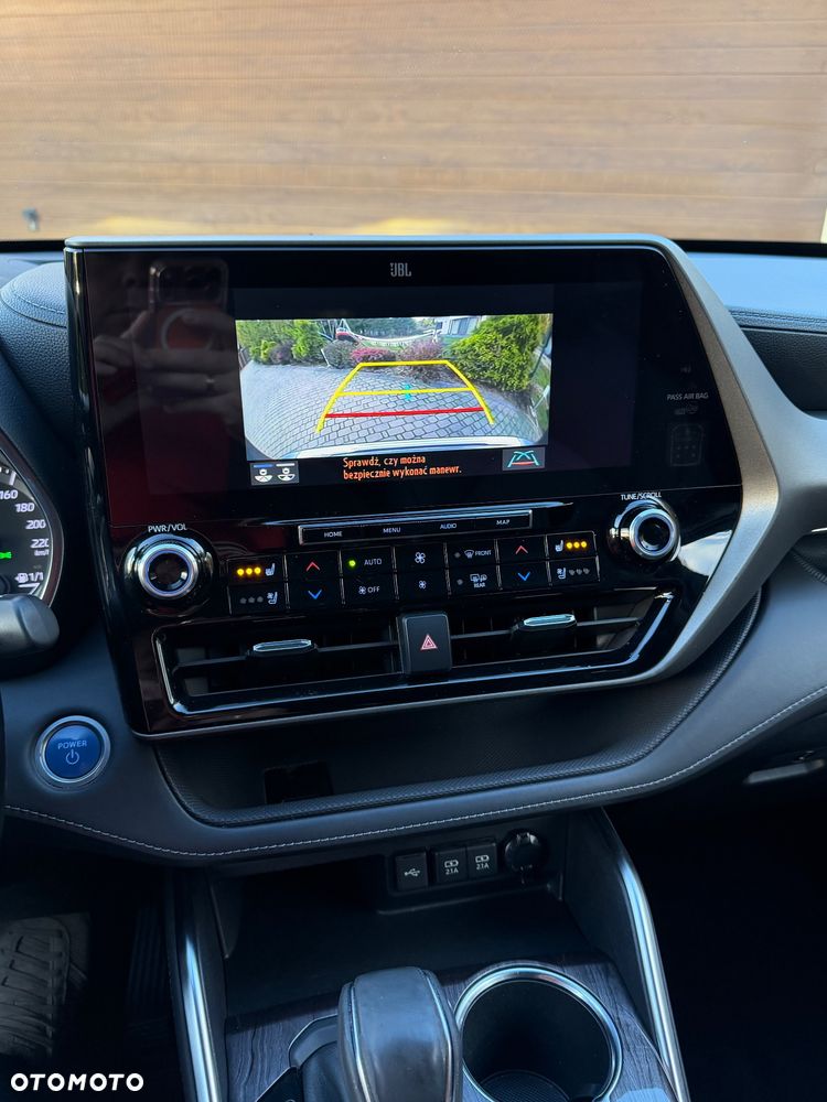 Toyota Highlander 2.5 Hybrid Executive - 32