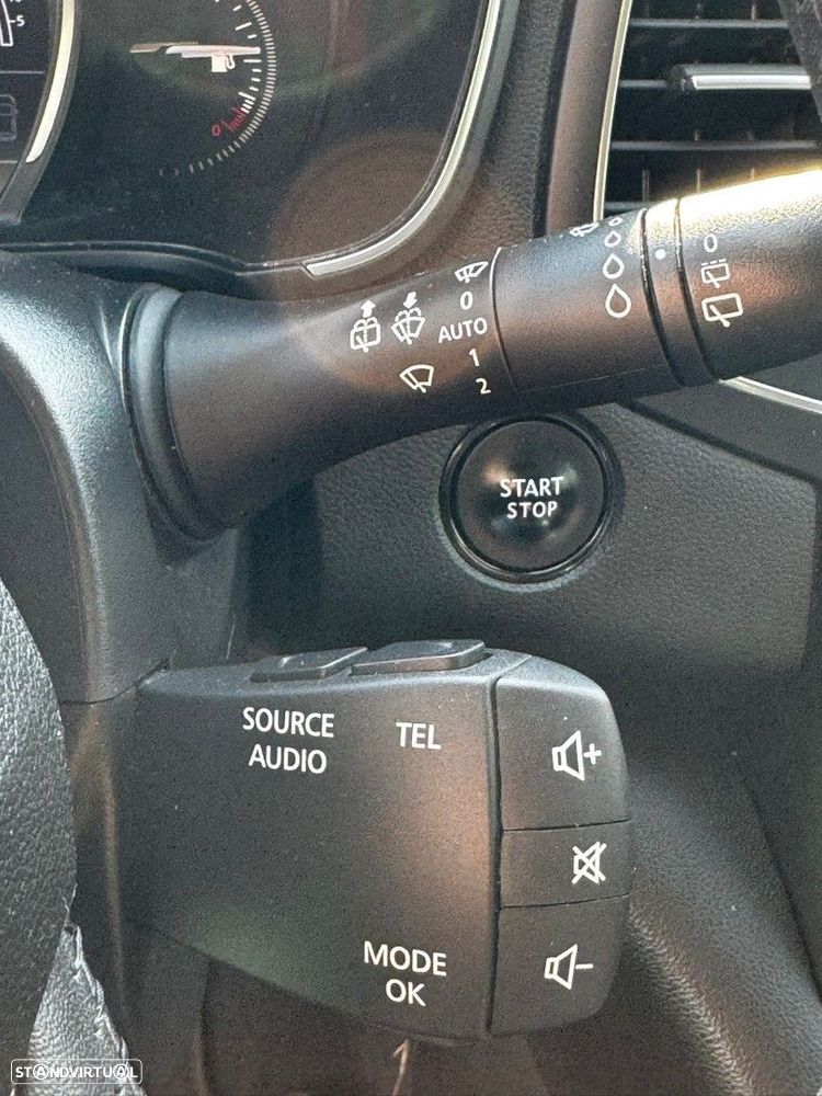 Renault Mégane Sport Tourer 1.5 Blue dCi Zen - 24