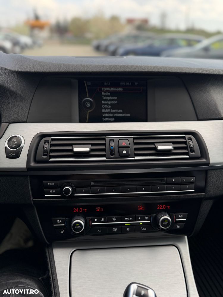 BMW Seria 5 520d Aut. - 12