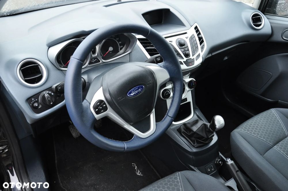 Ford Fiesta 1.25 Titanium - 13