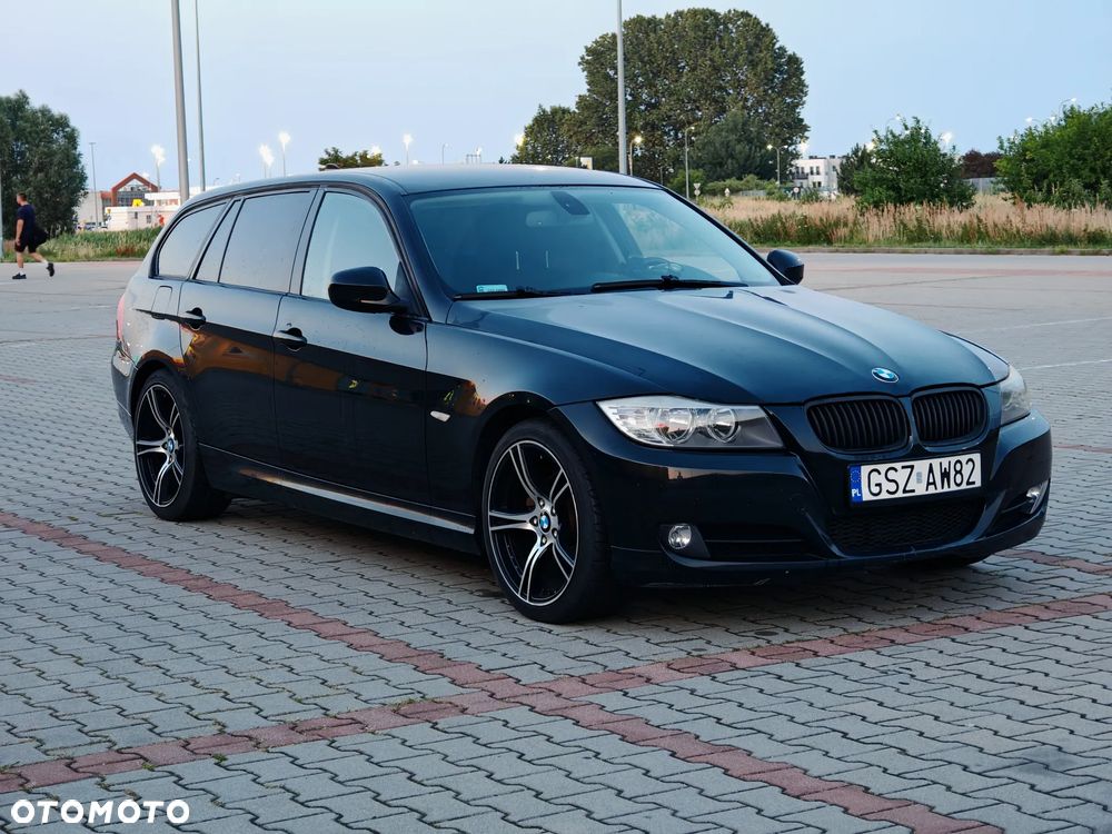 BMW Seria 3 318d - 1