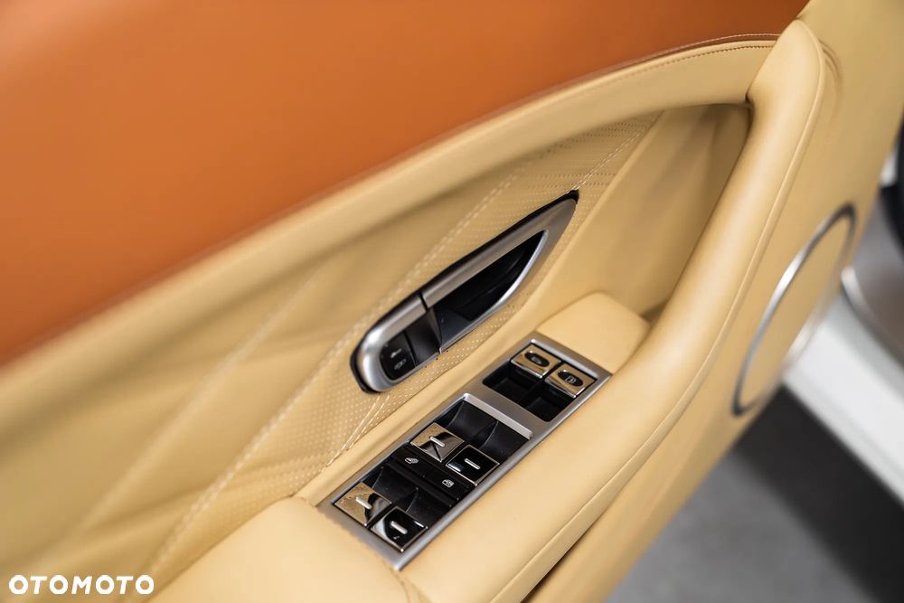Bentley Continental GT - 28