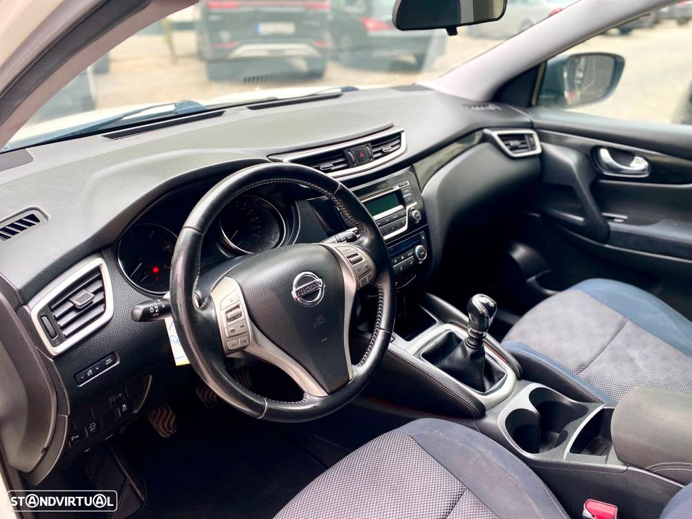 Nissan Qashqai 1.6 dCi Acenta 4x4i — fotografia 12