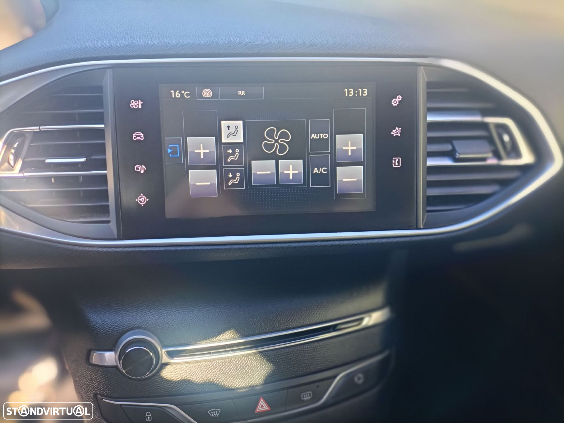 Peugeot 308 - 6