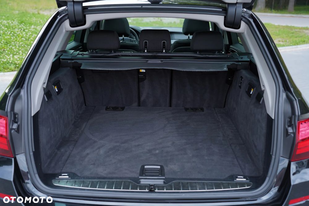 BMW Seria 5 520d Touring Sport Line - 40