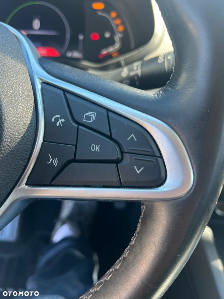 Renault Arkana E-TECH 145 INTENS - 13