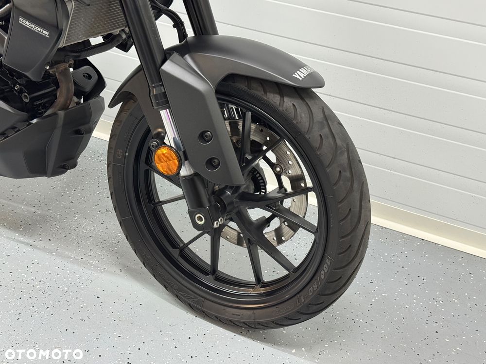Yamaha MT - 9