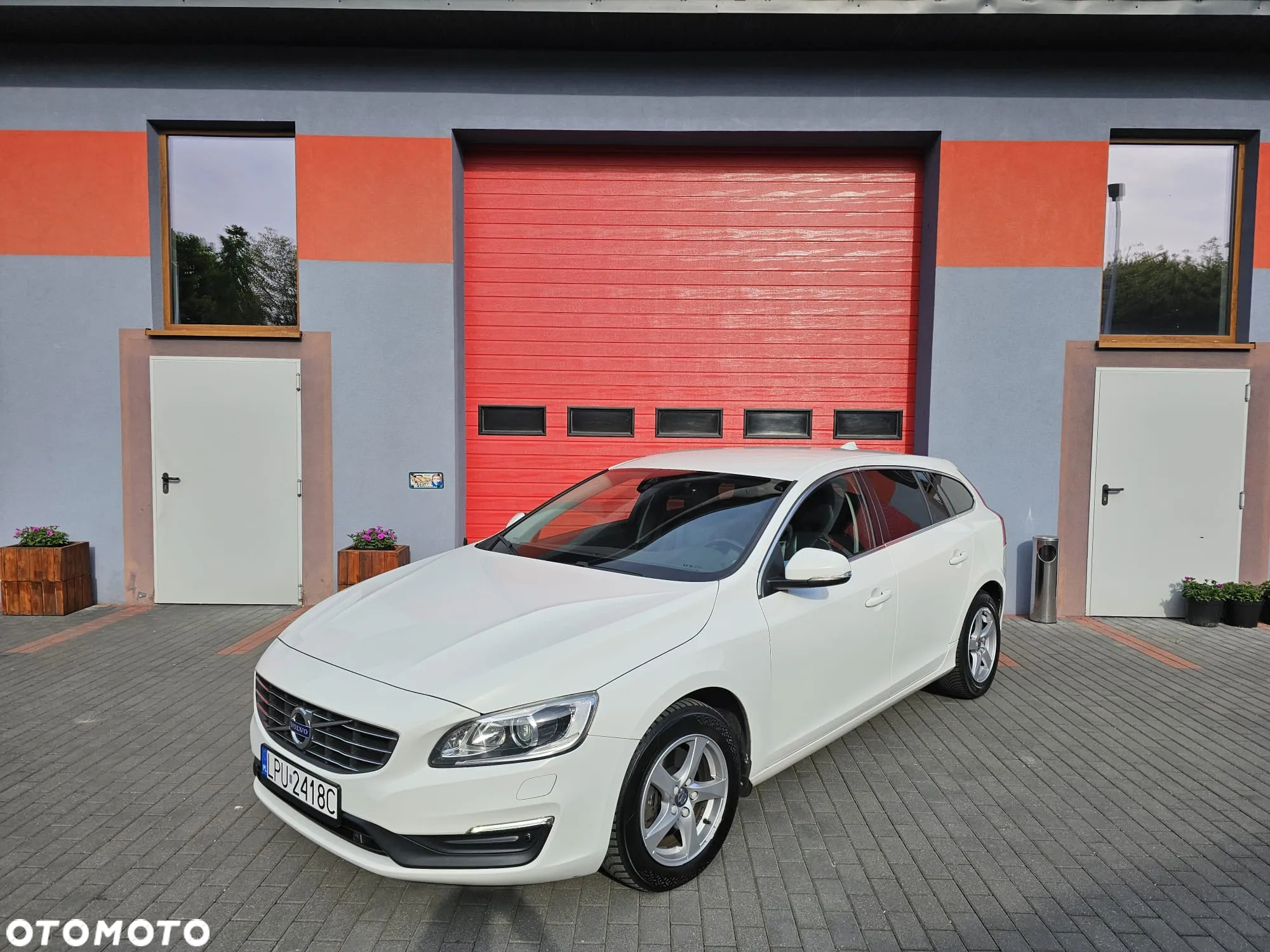 Volvo V60 D2 Drive-E Momentum - 5