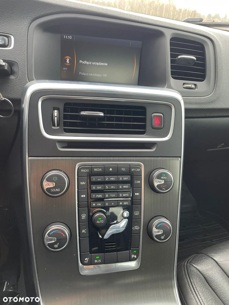 Volvo S60 T6 AWD Geartronic Summum - 11